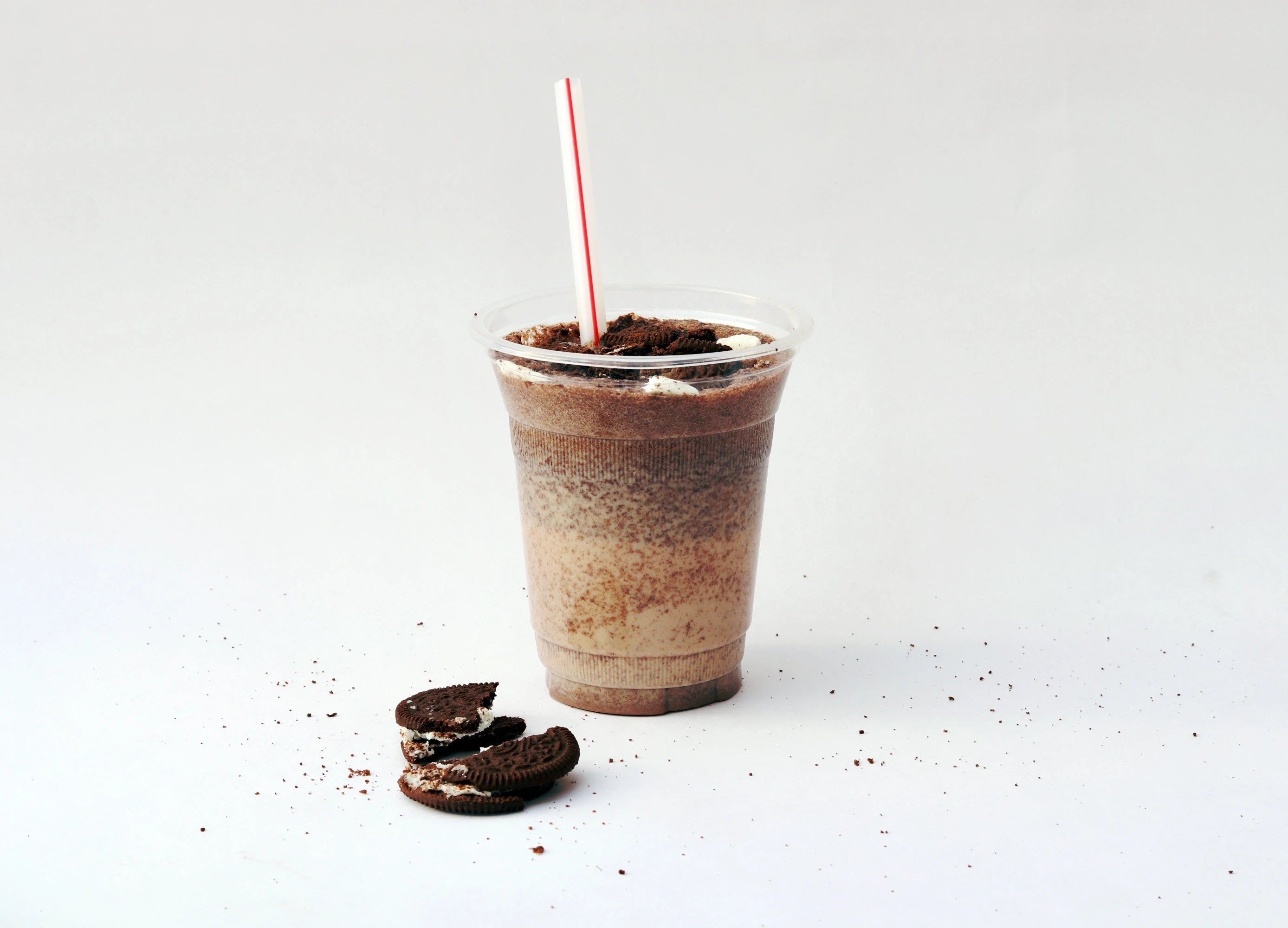 Oreo Latte Frost: A Tempting Recipe for Iced Coffee Lovers - Salt